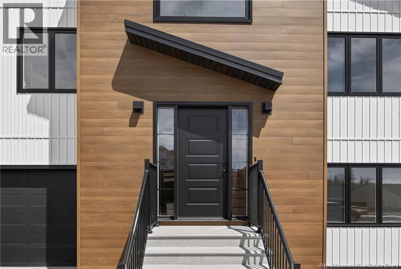 28 Lunney Street — photo 3 of 36
