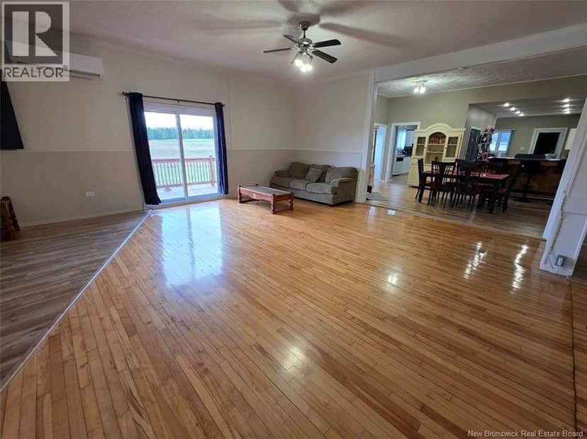 386 Davis Road — photo 21 of 40