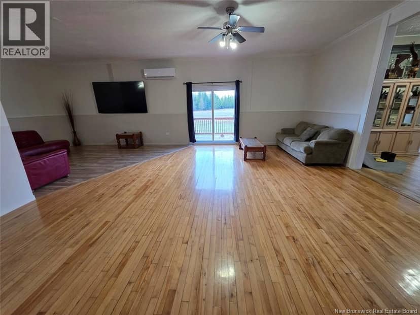 386 Davis Road — photo 15 of 40