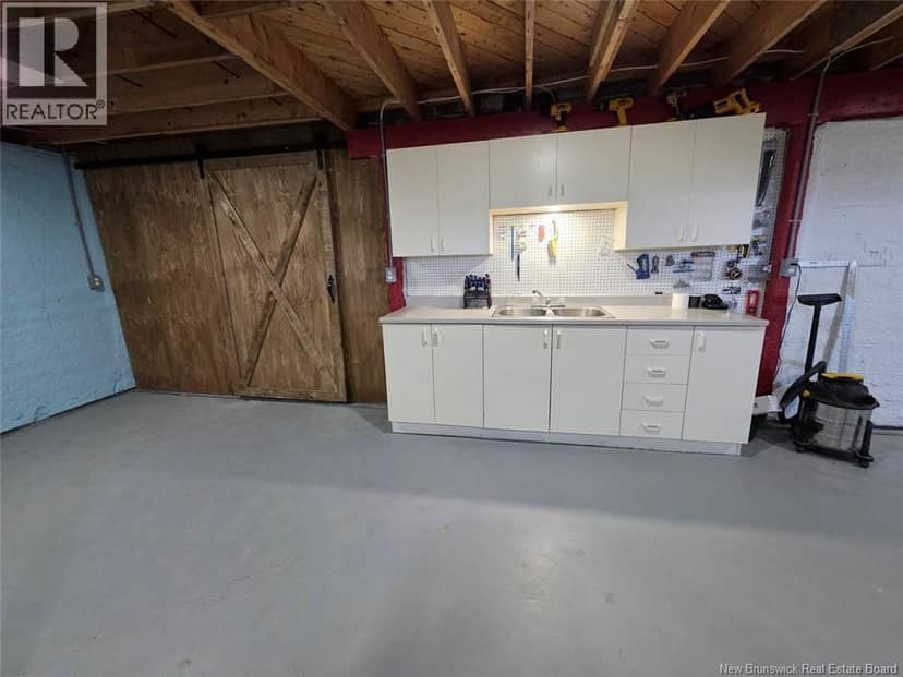 386 Davis Road — photo 38 of 40