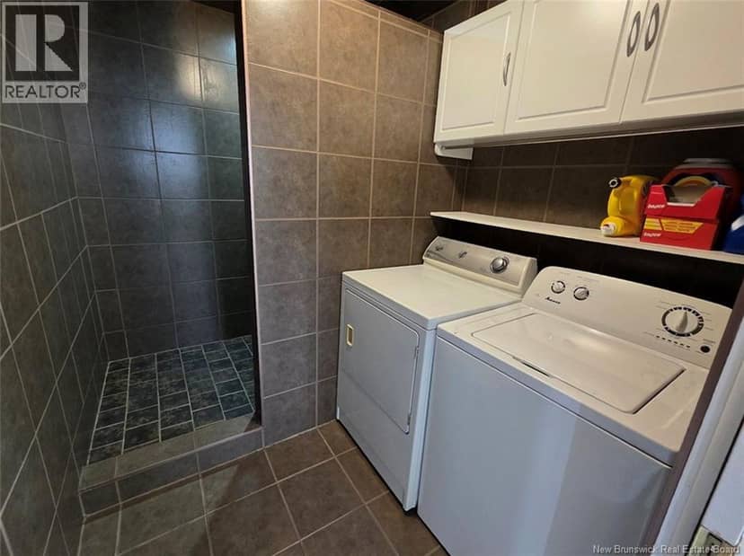 386 Davis Road — photo 33 of 40
