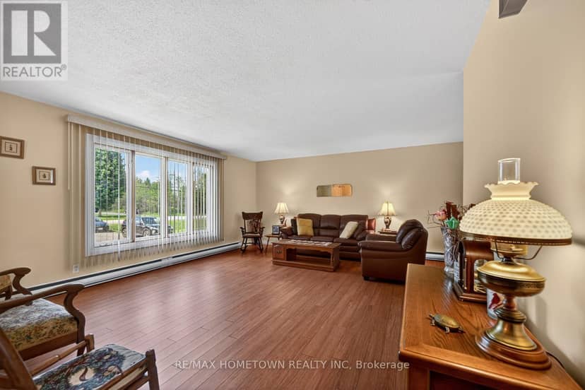 4523 Kilkenny Road — photo 9 of 39