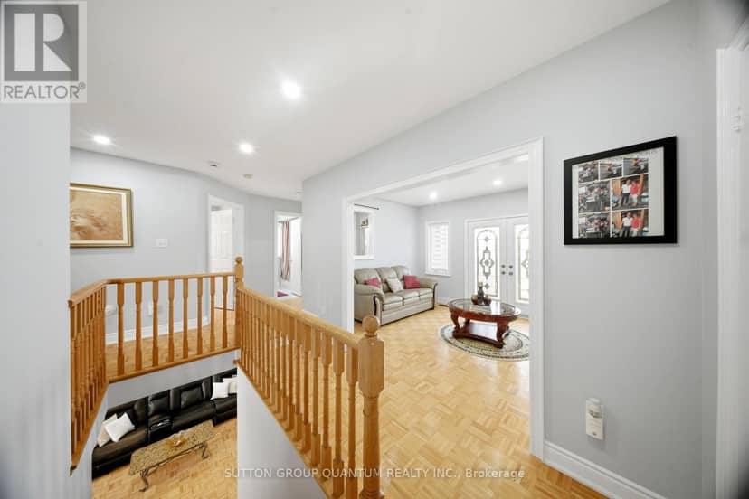 35 Devonsleigh Drive — photo 19 of 40