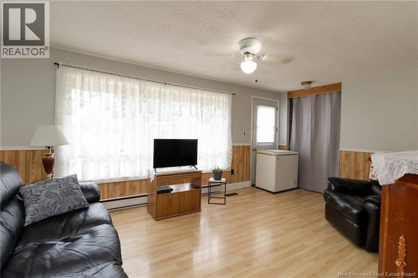 5 Sewell Road — photo 13 of 40