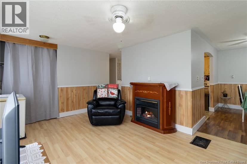 5 Sewell Road — photo 15 of 40