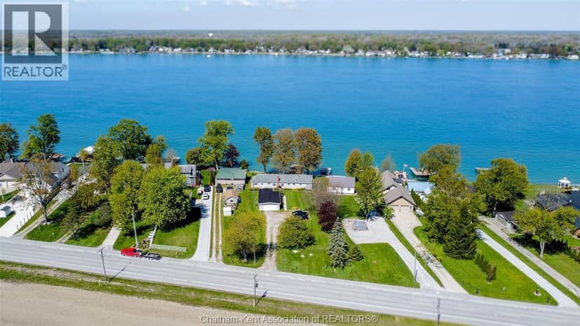 3057 St.Clair Parkway, Sombra, photo 2