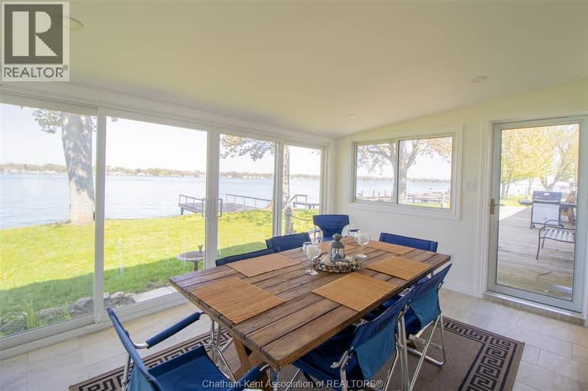 3057 St.Clair Parkway — photo 11 of 40