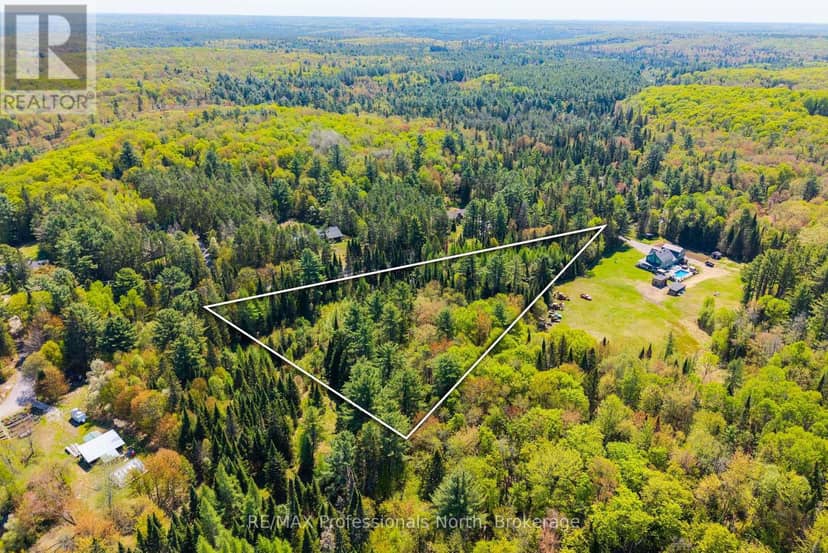 3116 Old Muskoka Road — photo 1 of 18