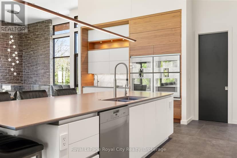 164 Hume Road — photo 17 of 40