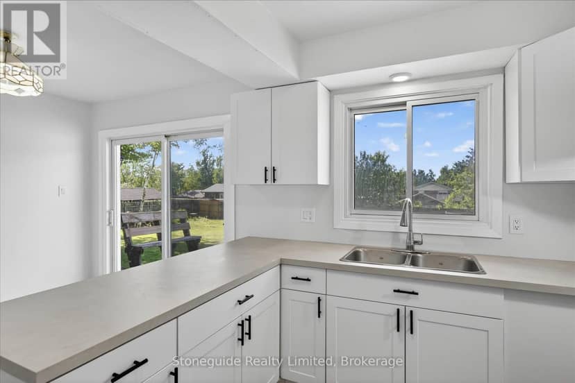 667 Skyline Road — photo 16 of 40