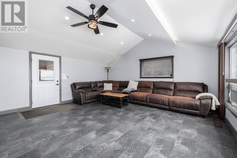 6386 Bluebird Street — photo 7 of 19