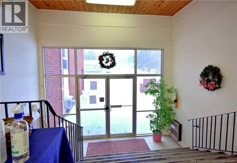 98 McNair Drive, Nackawic, photo 2