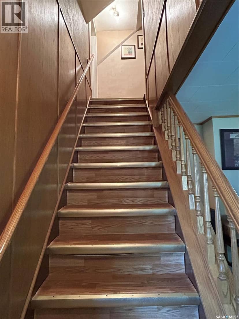 301 Tavistock AVENUE — photo 15 of 40