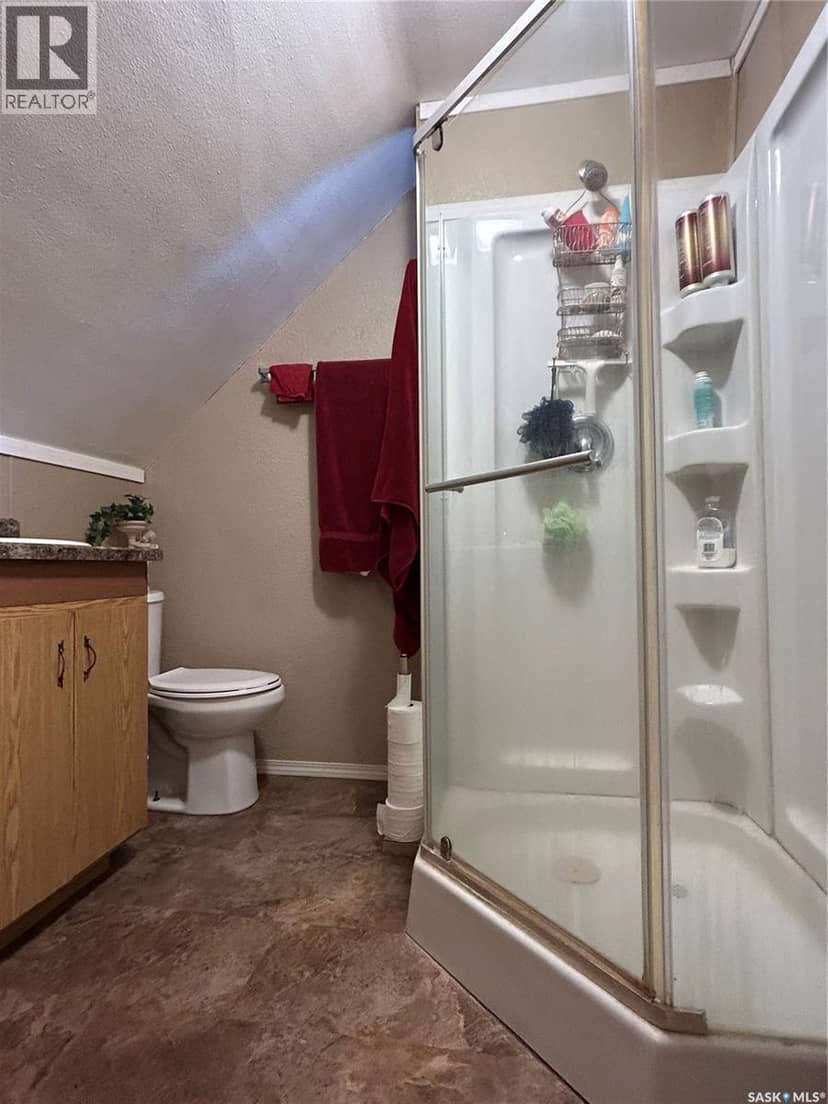 301 Tavistock AVENUE — photo 19 of 40
