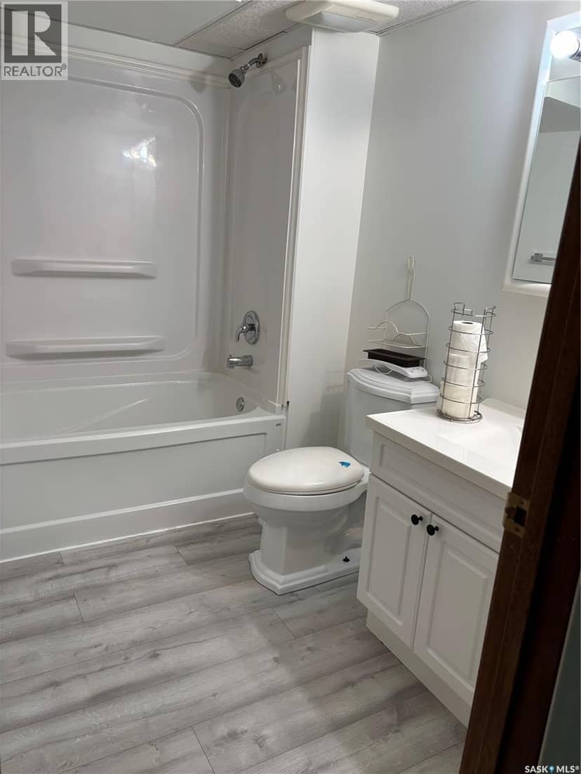 301 Tavistock AVENUE — photo 26 of 40