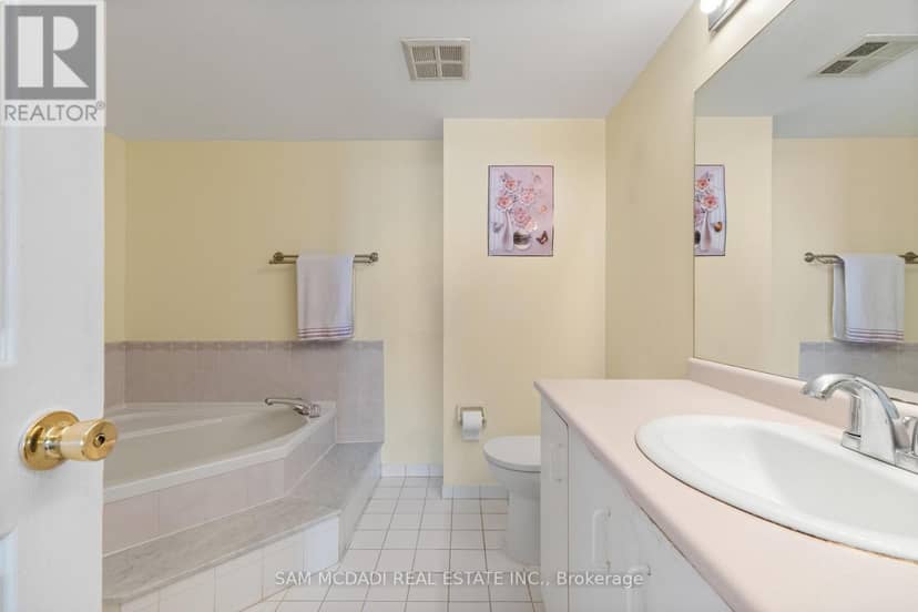 1109 - 700 Constellation Drive — photo 27 of 37
