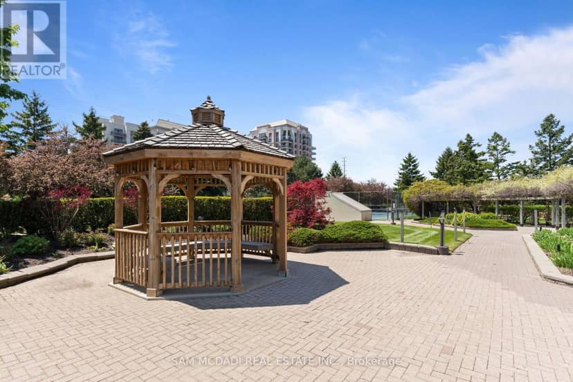 1109 - 700 Constellation Drive — photo 31 of 37
