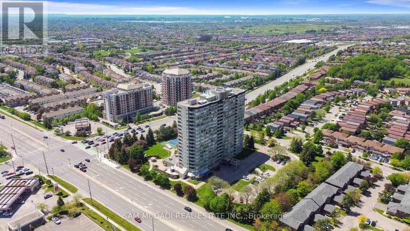 1109 - 700 Constellation Drive — photo 4 of 37