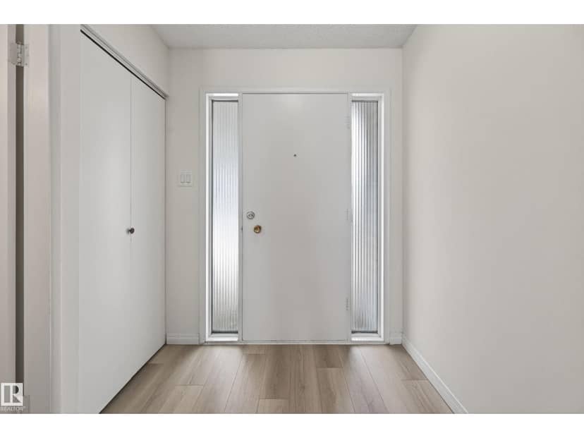 156 Lee Ridge Rd NW, Edmonton, photo 2