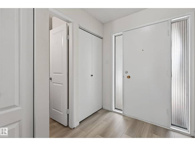 156 Lee Ridge Rd NW, Edmonton, photo 3