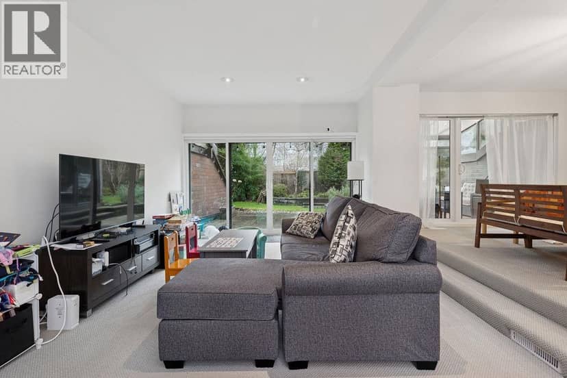6605 TURNBERRY CRESCENT, Vancouver, photo 3