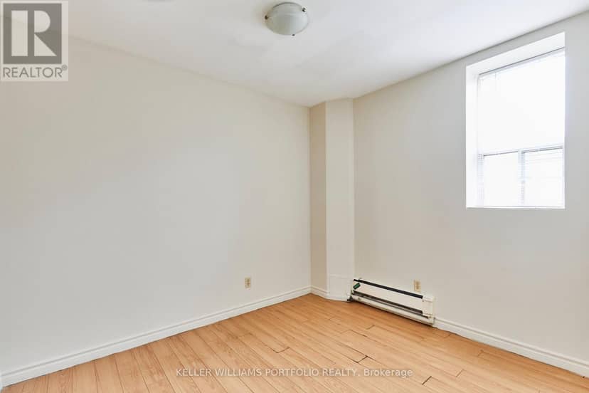 1395 Gerrard Street E — photo 15 of 40