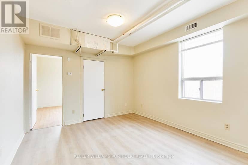 1395 Gerrard Street E — photo 23 of 40