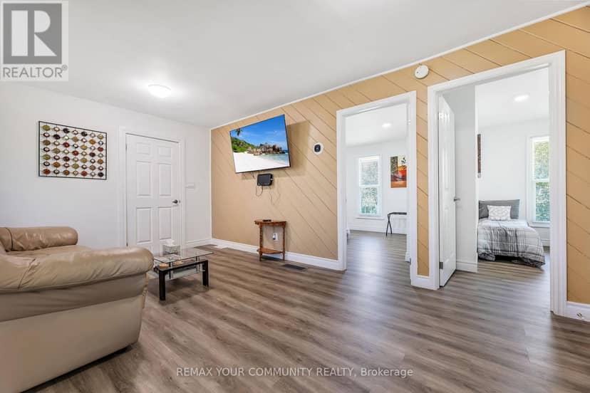 112922 Highway 7 — photo 10 of 40