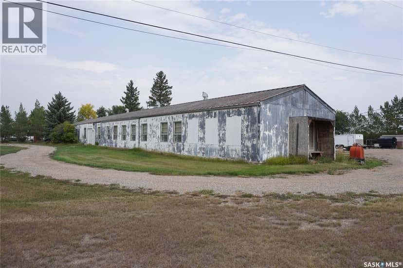 745-751 Victoria STREET E, Moose Jaw, photo 3