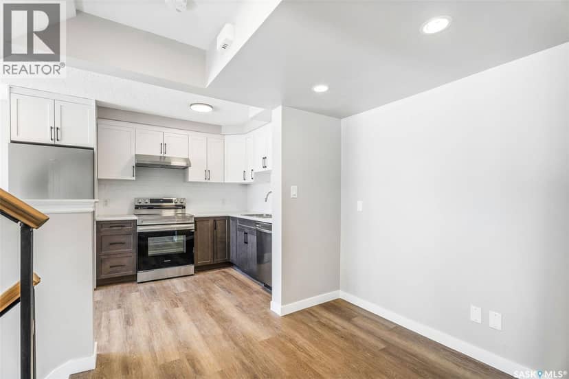 2800 Dunn DRIVE — photo 10 of 26