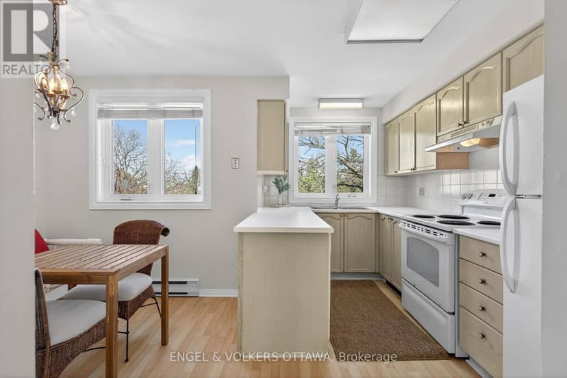 211 Briston Private — photo 12 of 22