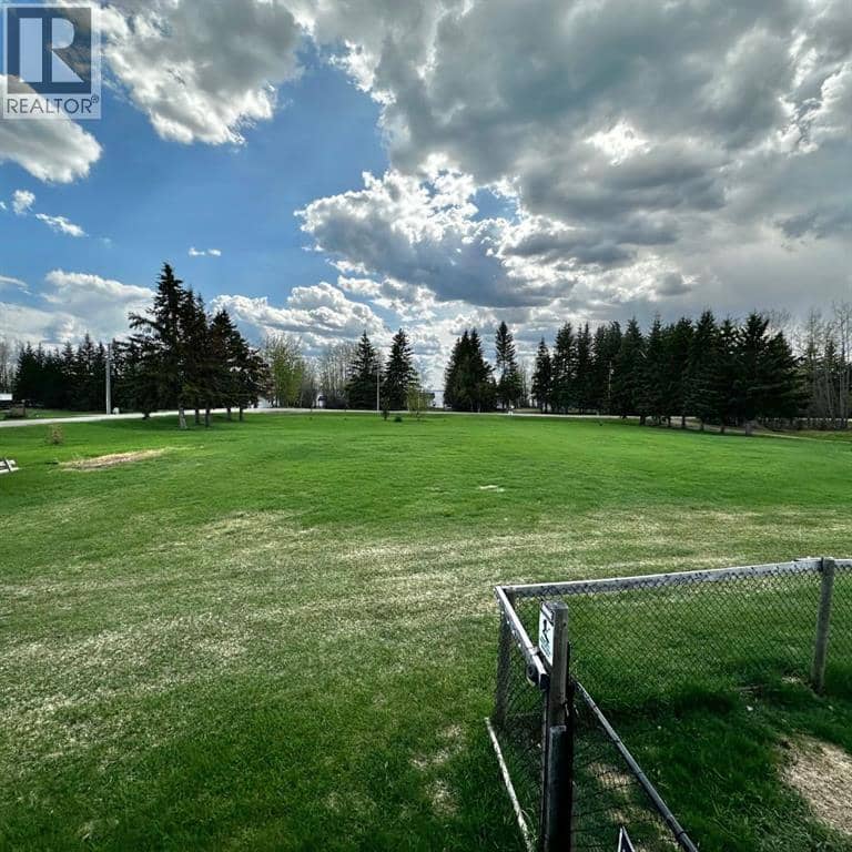 334 & 338, 14579 Twp Rd 680 — photo 18 of 38