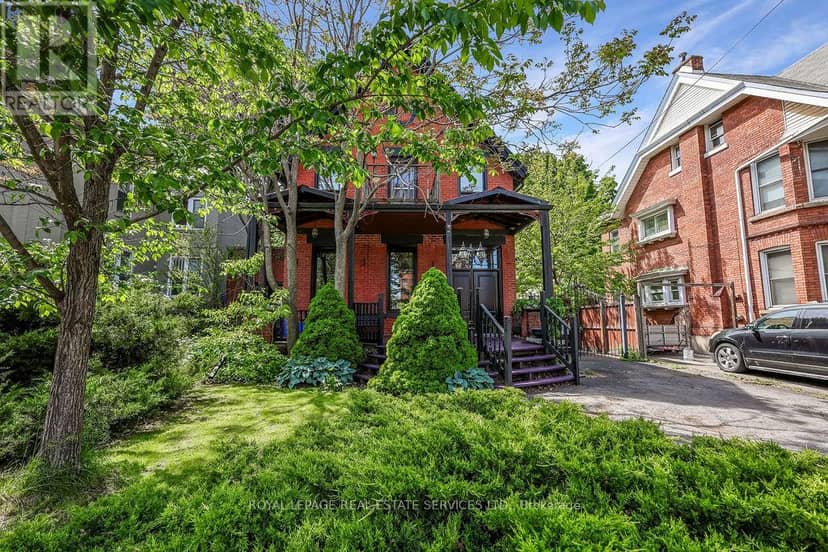 100 Wentworth Street S — photo 1 of 37