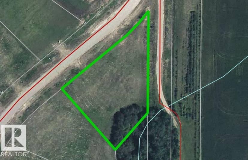 804 56316 RR 113, Rural St. Paul County, photo 2