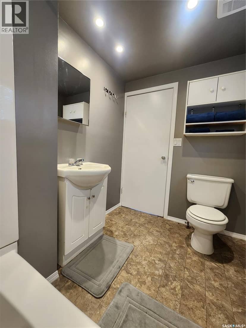 101 Centre STREET — photo 13 of 22