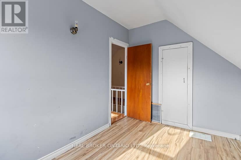 1323 2nd Avenue W — photo 25 of 36