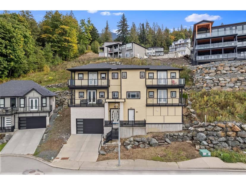8204 HARVEST PLACE, Eastern Hillsides, Chilliwack