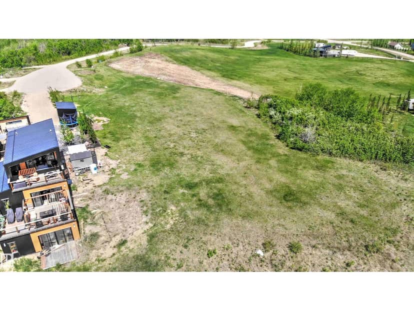 819 56316 RR 113, Rural St. Paul County, photo 2