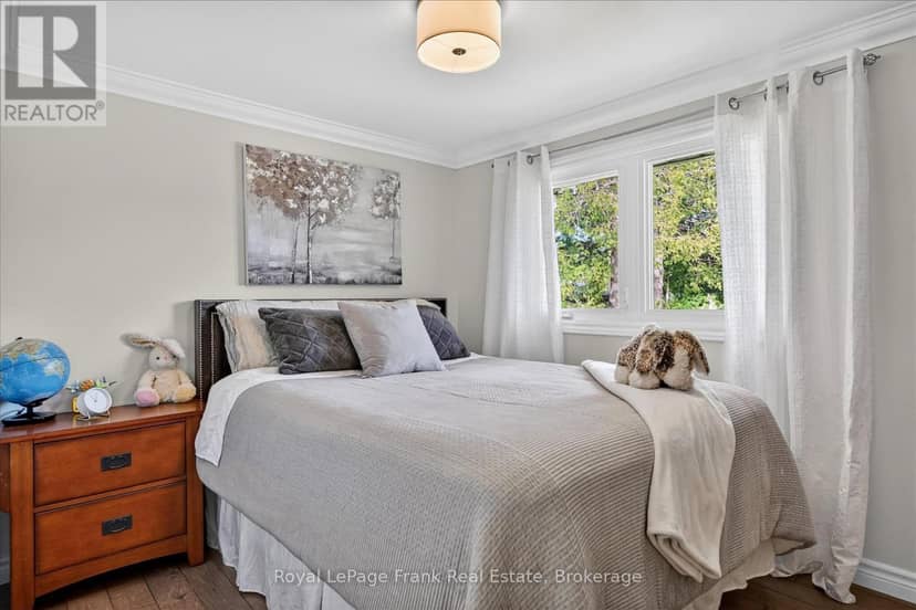 34 Rideau Drive — photo 27 of 40