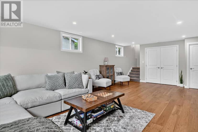 34 Rideau Drive — photo 35 of 40