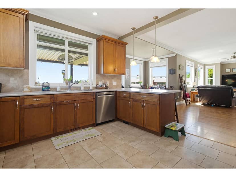 30420 DEWDNEY TRUNK ROAD, Mission, photo 6
