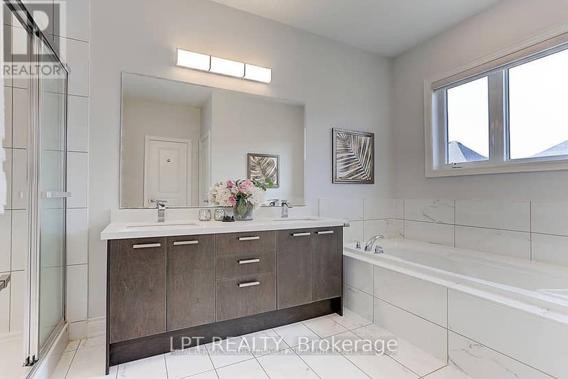 12 Baleberry Crescent — photo 23 of 32