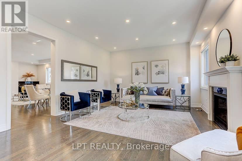 12 Baleberry Crescent — photo 8 of 32