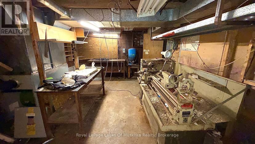 1071 Naismith Road — photo 15 of 19