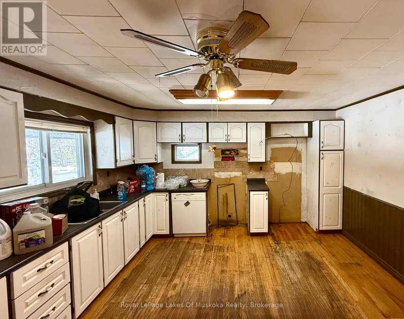 1071 Naismith Road — photo 5 of 19