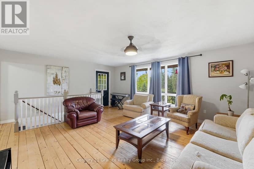1937 Mumford Road, Highlands East, photo 7