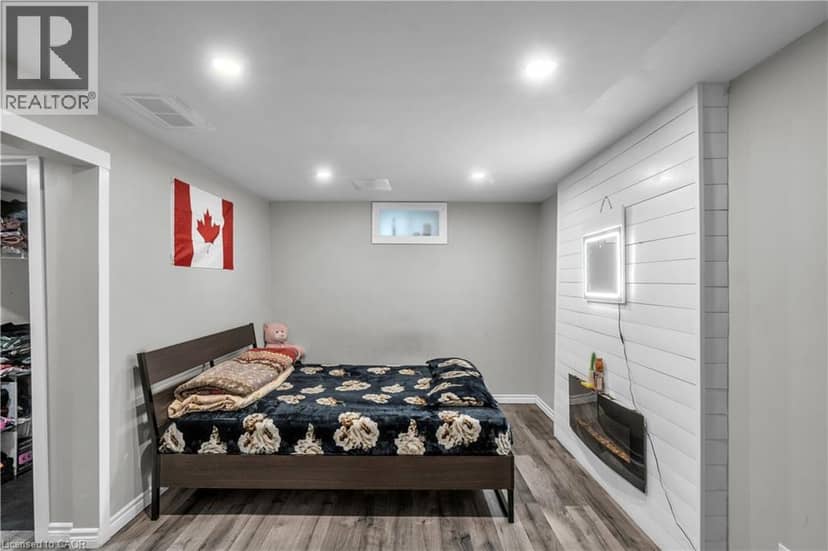 1630 BENJAMIN Drive — photo 32 of 40