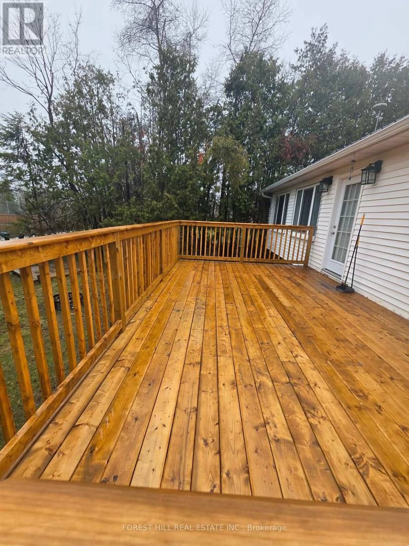 859 Lakeshore Road E — photo 37 of 40