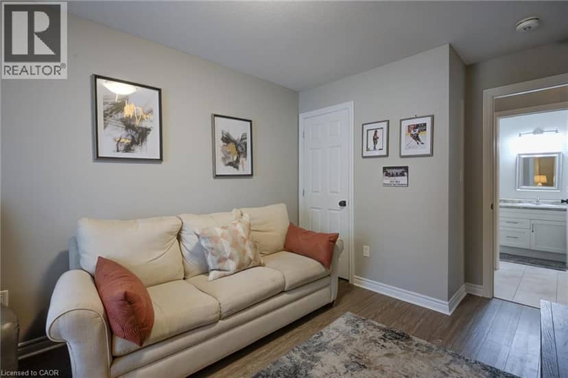 51 DEVON Drive — photo 14 of 40