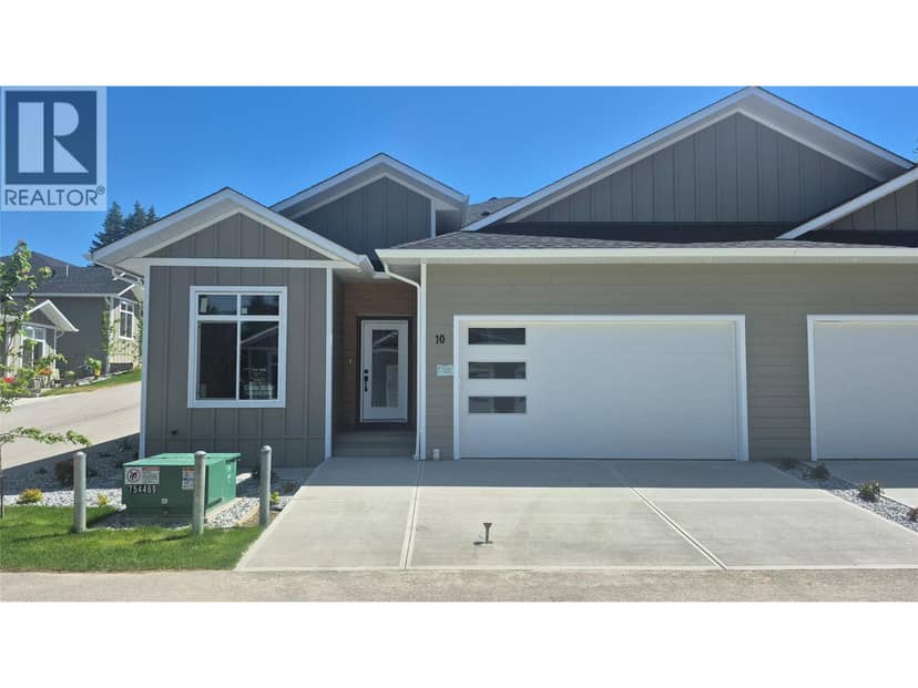 231 20 Street NE Unit# 10, Salmon Arm